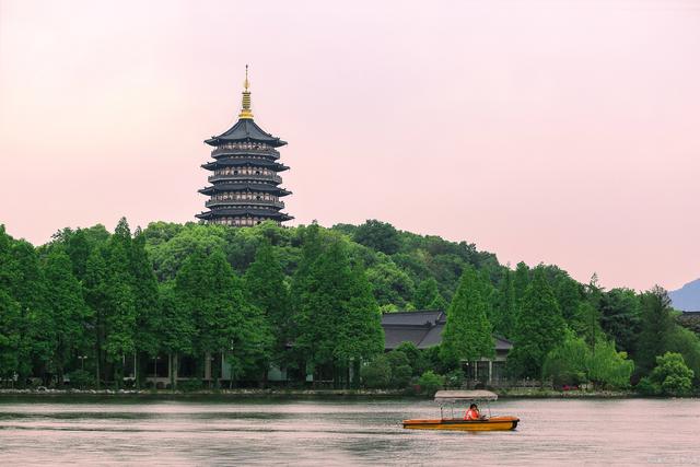 去杭州旅游攻略及费用：从行程安排到注意事项，让您畅游人间天堂