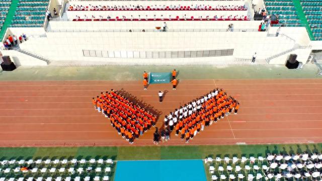 人民日报要闻版：华中师范大学让中西部孩子拥有更多好老师！